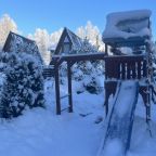 Шале (Большой дом с видом на лес), Гостевой дом Рай в шалаше в Светлом