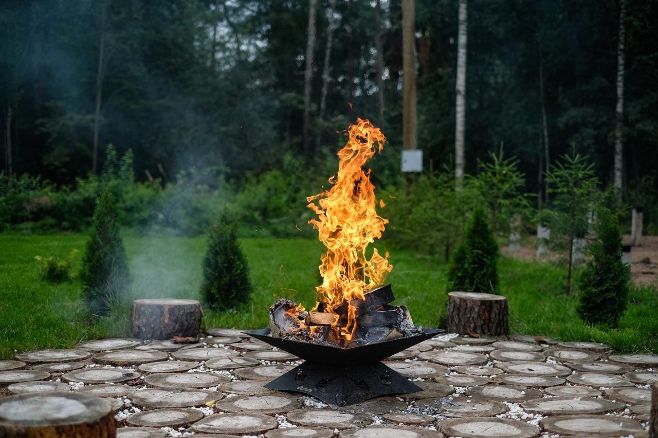Шале (Шале 1), Гостевой дом Рай в шалаше в Светлом