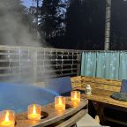 Шале (Шале 1), Гостевой дом Рай в шалаше в Светлом