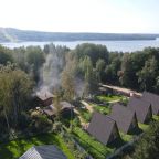 Шале (Шале 1), Гостевой дом Рай в шалаше в Светлом