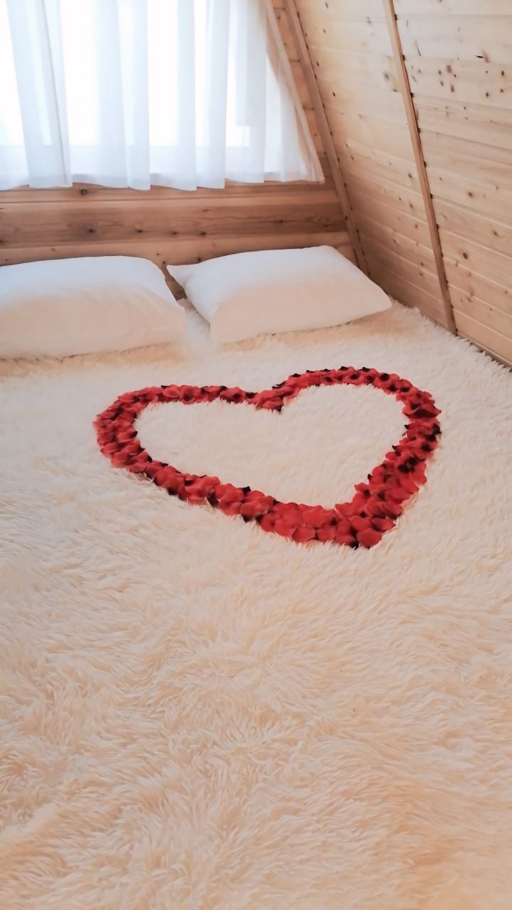 Шале (Шале 4), Гостевой дом Рай в шалаше в Светлом