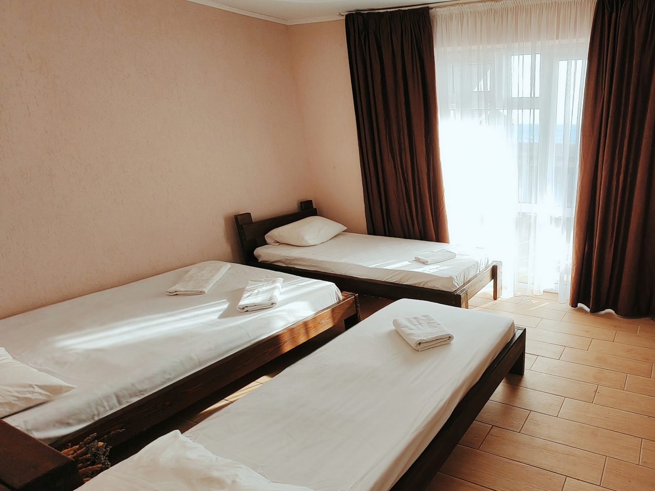 Апартаменты (Двухкомнатный 8ми местный номер с террасой), Парк-Отель Благовещенка