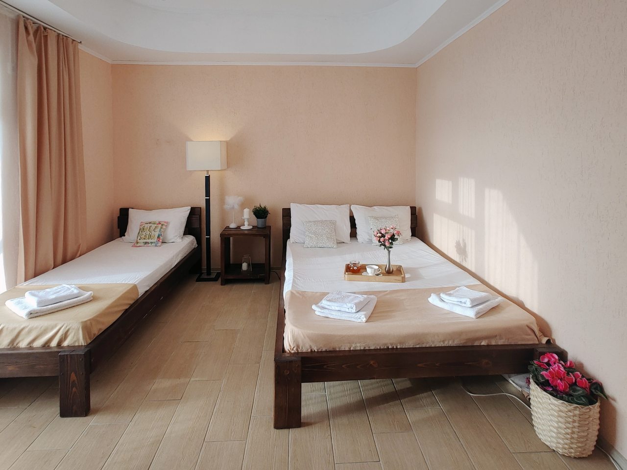 Апартаменты (Двухкомнатный 8ми местный люкс с террасой и панорамным видом на море), Парк-Отель Благовещенка