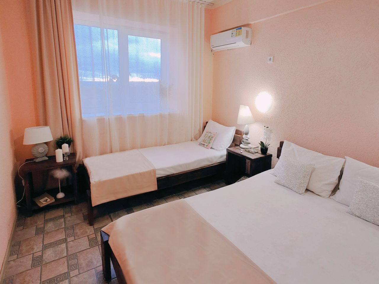 Апартаменты (Трехкомнатный 9ти местный номер с кухней), Парк-Отель Благовещенка