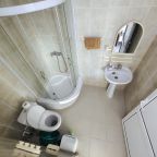 Пятиместный (Студия с мини-кухней, террасой  и панорамным видом на море), Парк-Отель Благовещенка