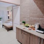 Шестиместный (Студия с мини-кухней и балконом), Парк-Отель Благовещенка