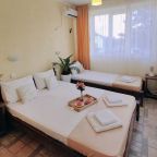 Трехместный (Стандарт (СУ на три номера)), Парк-Отель Благовещенка