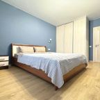 Апартаменты (Трехкомнатные), Апартаменты Трехкомнатные апартаменты рядом с Кадетским училищем