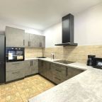 Апартаменты (Трехкомнатные), Апартаменты Трехкомнатные апартаменты рядом с Кадетским училищем