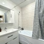 Апартаменты (Трехкомнатные), Апартаменты Трехкомнатные апартаменты рядом с Кадетским училищем