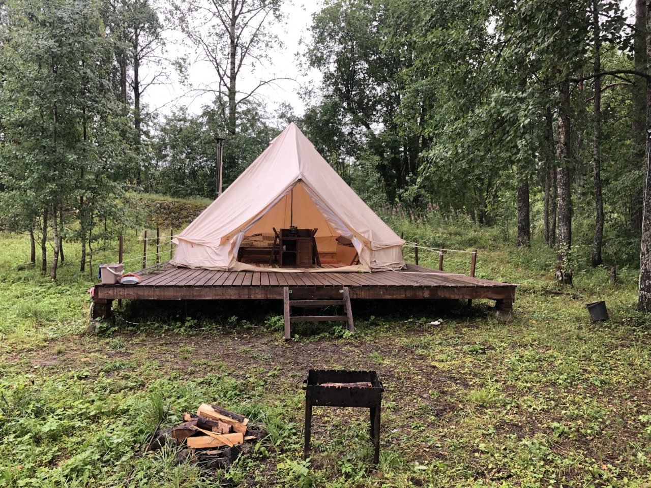 Бунгало (Шатер глэмпинг), База отдыха Форт Верный