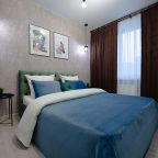 Двуспальная кровать с ортопедическим матрасом