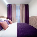 Двуспальная кровать с ортопедическим матрасом