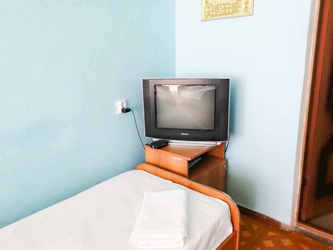 Трёхместный и более (Кровать в 4-местном номере эконом), Отель SMART HOTEL KDO БУЗУЛУК