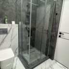 Апартаменты (Люкс. Трехкомнатная квартира с мангальной зоной и двором в Центре города, у подножия г. Машук на  Теплосерной, 99-4), Апартаменты На Теплосерной