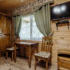 Двухместный (Стандарт в гостинице из бруса), База отдыха Золотой лотос