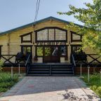 Бар / Ресторан, База отдыха Золотой лотос