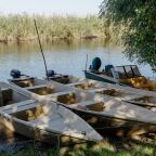 Прокат лодки бударки с мотором Ямаха 15 лс без егерского обслуживания, База отдыха Золотой лотос