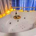 Полулюкс (SPA), Апарт-отель LOFT SPA