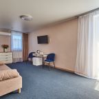 Люкс (Люкс двухкомнатный), Гостевой дом Аваллон by Sun City Hotels