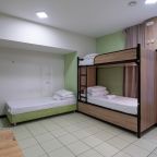 Пятиместный Мужской (Кровать в смежном номере), Хостел Танский