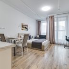 Студио (Business apartments, 6 этаж, около метро и парка), Business apartments