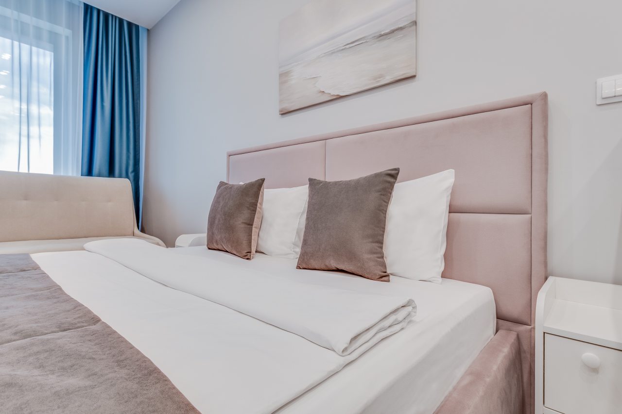 Полулюкс (Студия около парка и метро), Business apartments