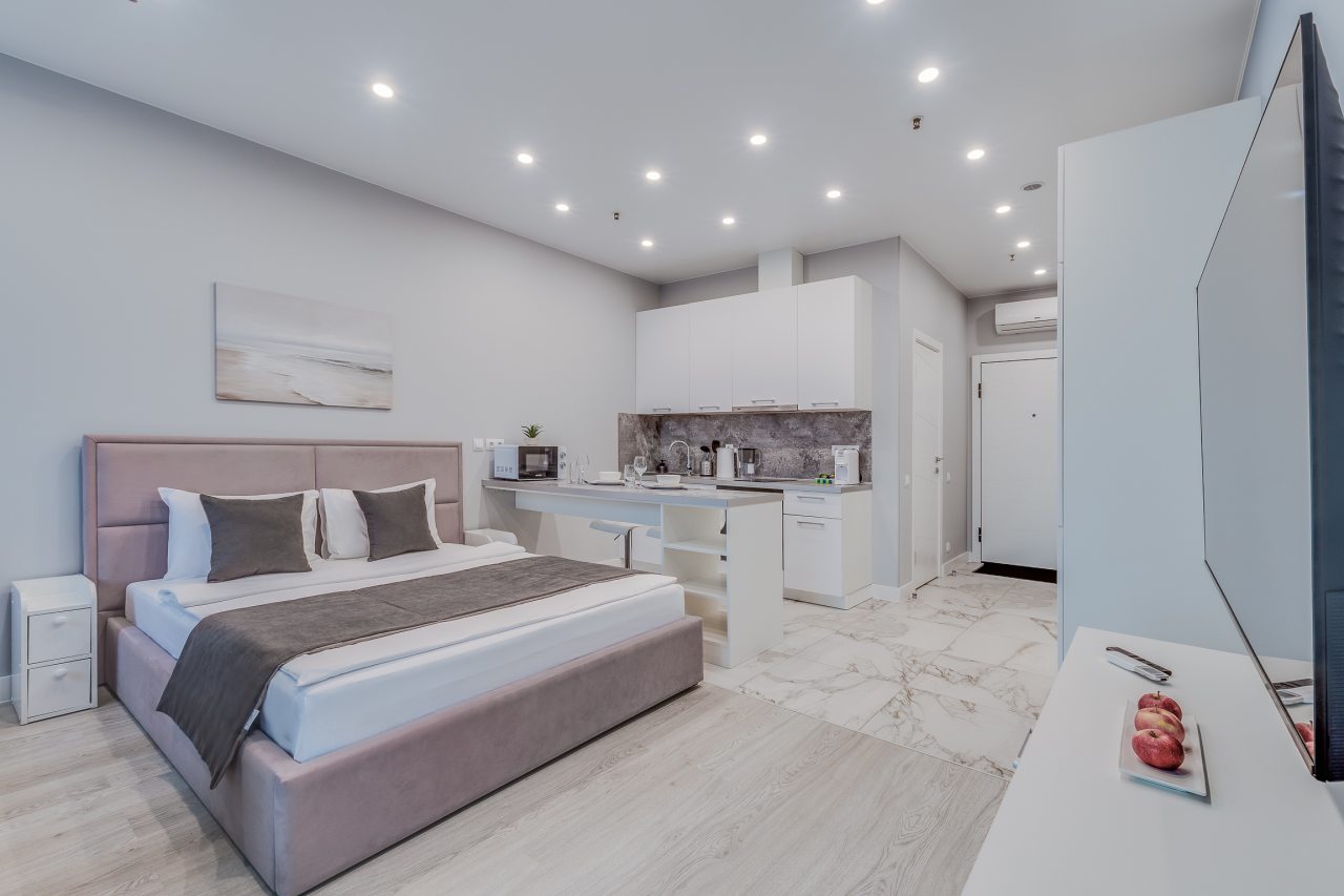 Полулюкс (Студия около парка и метро), Business apartments