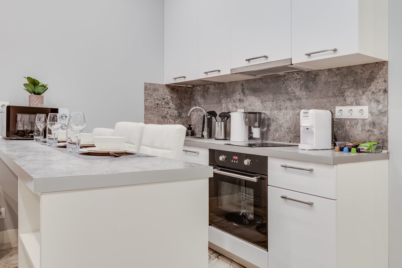 Апартаменты (На 11 этаже с собственной ванной.), Business apartments