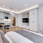 Полулюкс (Тихий уголок для 1-2 гостей. Рядом метро и парк), Business apartments