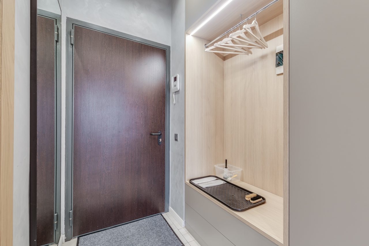 Полулюкс (Тихий уголок для 1-2 гостей. Рядом метро и парк), Business apartments