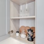Полулюкс (Тихий уголок для 1-2 гостей. Рядом метро и парк), Business apartments