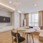 Полулюкс (Тихий уголок для 1-2 гостей. Рядом метро и парк), Business apartments