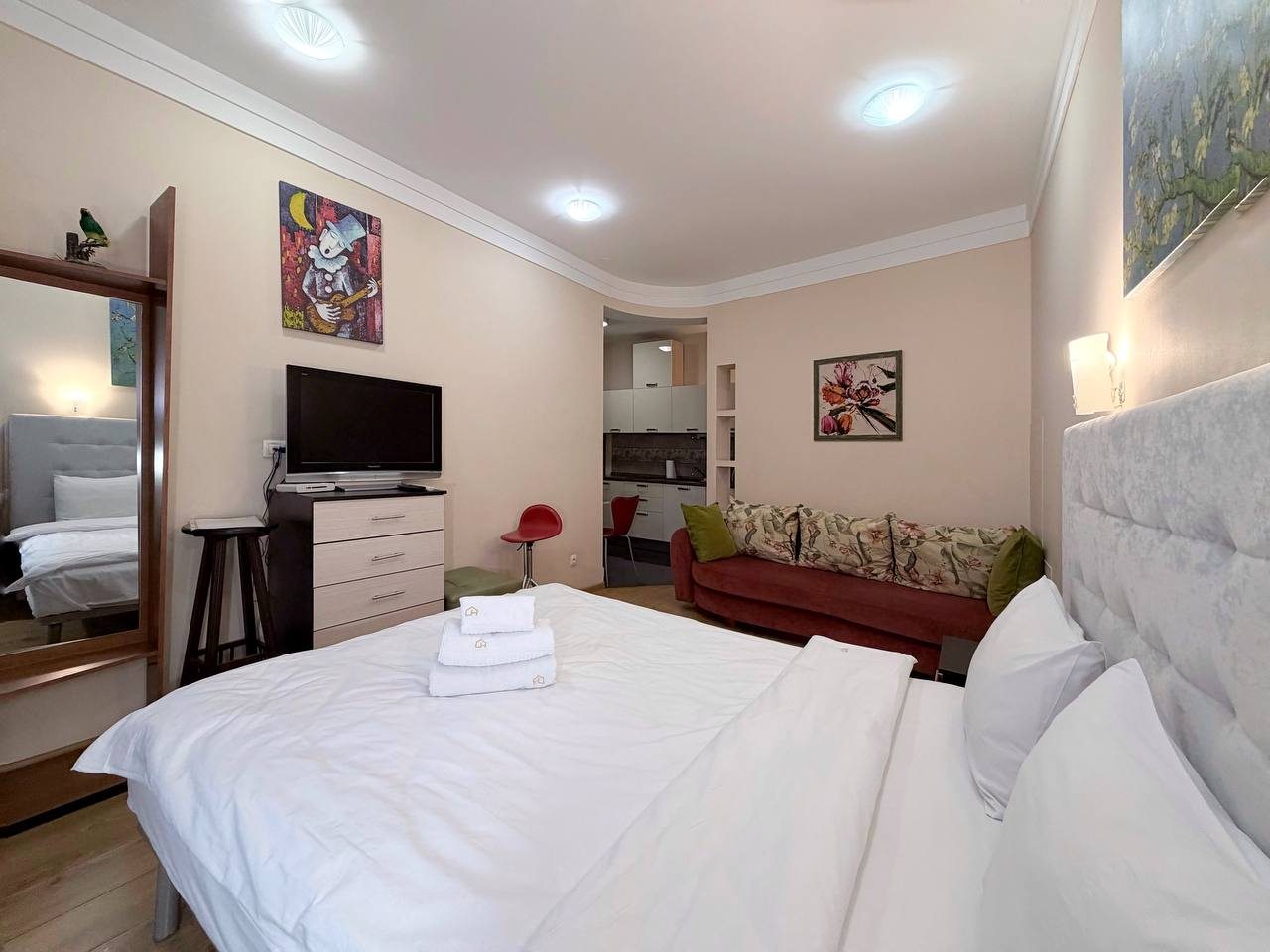 Студио (Однокомнатные апартаменты (пр-т Независимости, 13)), Апартаменты Home Apart Независимости 13-14