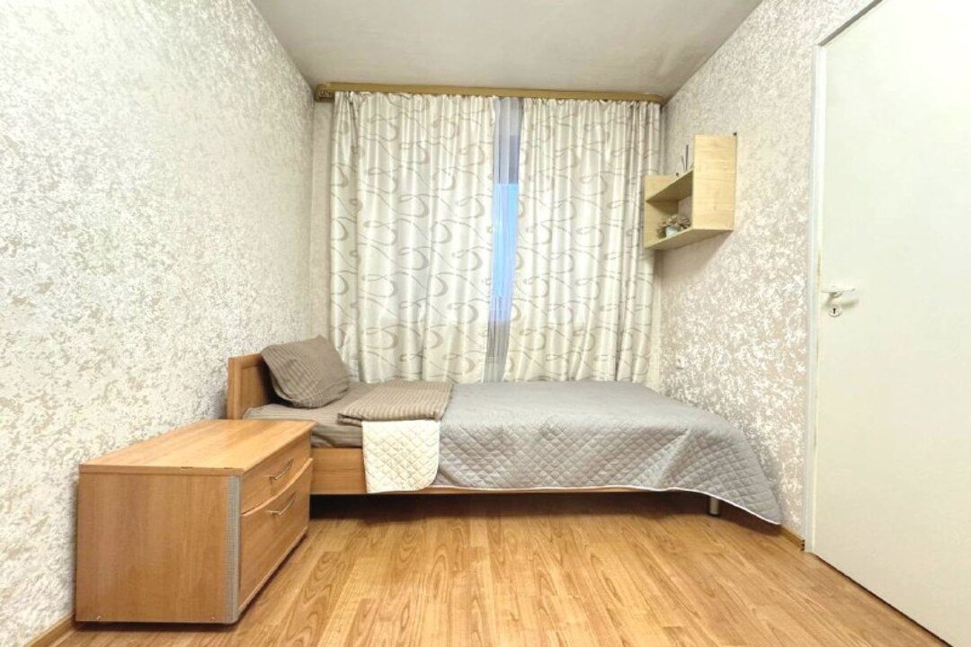 Апартаменты (Двухкомнатные апартаменты с кондиционером и балконом), Апартаменты Весенняя 25 Двухкомнатная квартира в центре