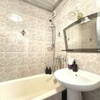 Апартаменты (Двухкомнатные апартаменты с кондиционером и балконом), Апартаменты Весенняя 25 Двухкомнатная квартира в центре