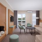 Сьюит (Дюна Premium Family Suite), Отель Город Mira