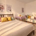 Апартаменты (Студия у моря), Апартаменты Максимум