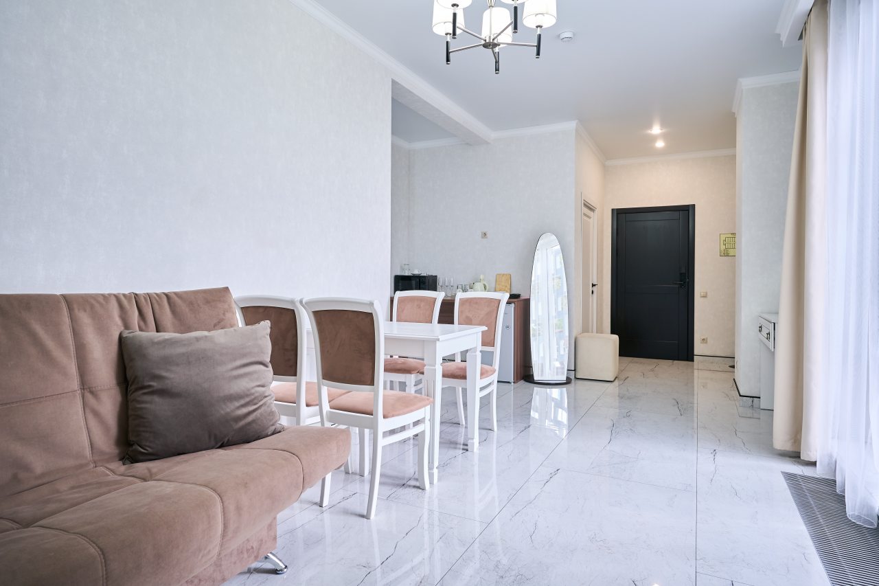 Люкс (Люкс с гостиной и спальней), Отель Il Punto