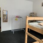 Десятиместный (Кровать в общем номере с 10 кроватями и общей ванной), Хостел Гости в гости