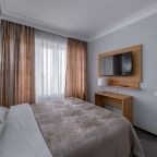 Люкс (Junior Suite двухкомнатный с балконом), Отель Ленинград