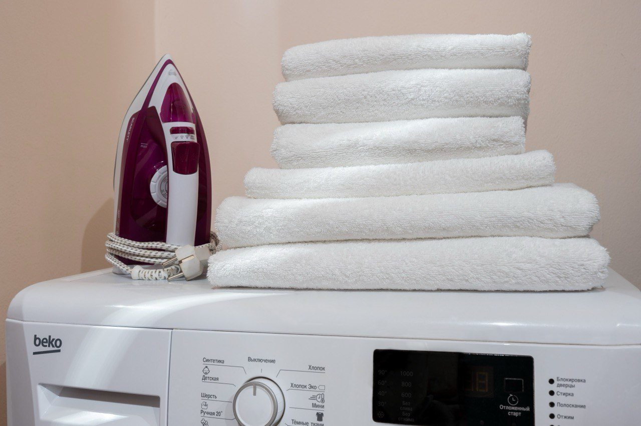 Апартаменты (Тишина и колокола у Ярославского кремля, двухкомнатные апартаменты на втором этаже), Апарт-отель У монастыря