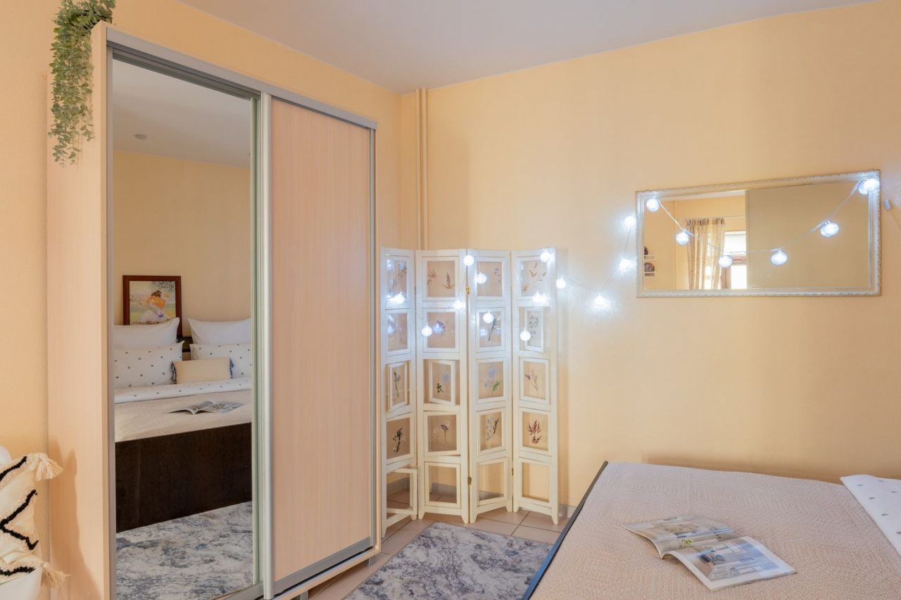 Апартаменты (Однокомнатные Welcome2Yar у Ярославского кремля), Апарт-отель У монастыря