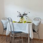 Апартаменты (Двухкомнатные Welcome2Yar у Ярославского кремля), Апарт-отель У монастыря