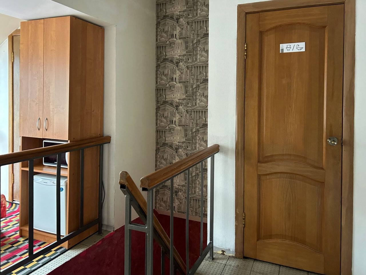 Апартаменты (На мансарде двухкомнатные Welcome2Yar у Ярославского кремля), Апарт-отель У монастыря