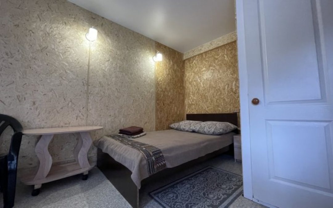 Двухместный (Двухместный номер с двухспальной кроватью) гостиницы Алтай Вояж, Чемал