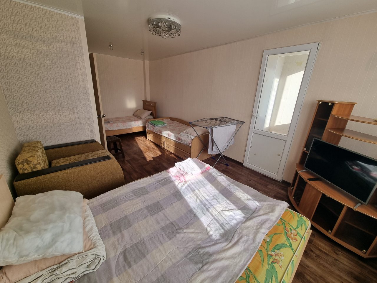 Апартаменты (Однокомнатная квартира Мира 22 - 6 этаж), Апартаменты На Мира 22