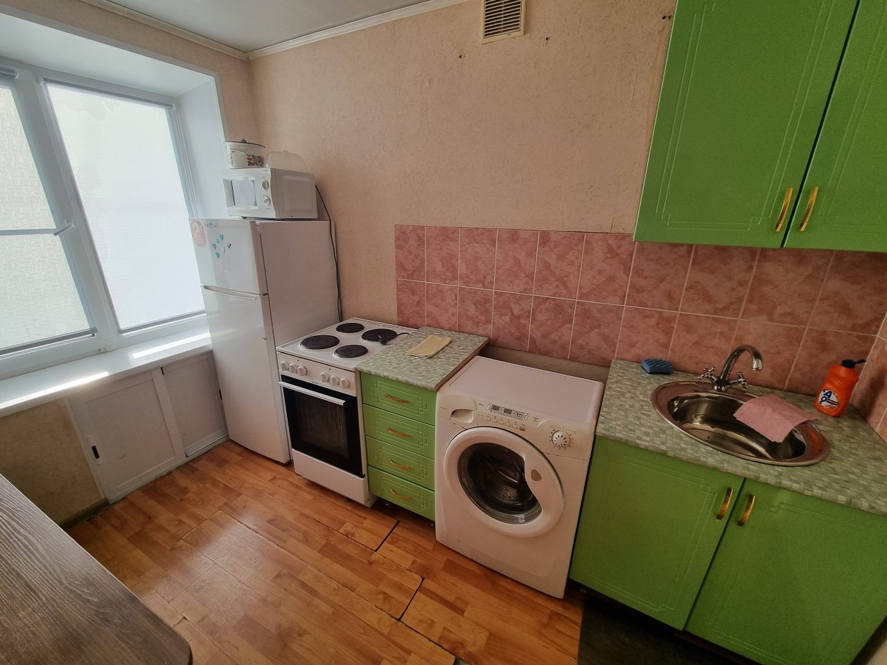 Апартаменты (Однокомнатная квартира Мира 22 - 6 этаж), Апартаменты На Мира 22