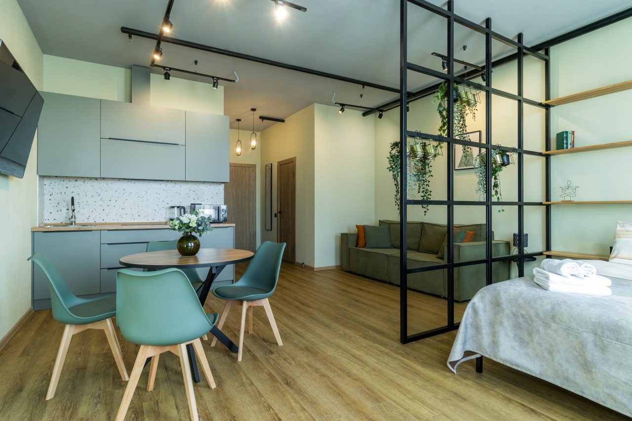 Уютная и просторная студия с красивым видом.