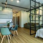 Уютная и просторная студия с красивым видом.